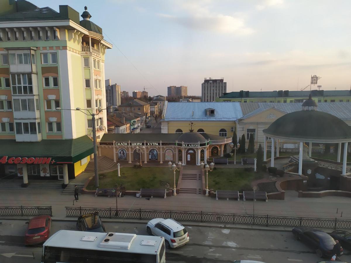 Апартаменти Світлий Ранок Та Затишний Вечір リウネ エクステリア 写真
